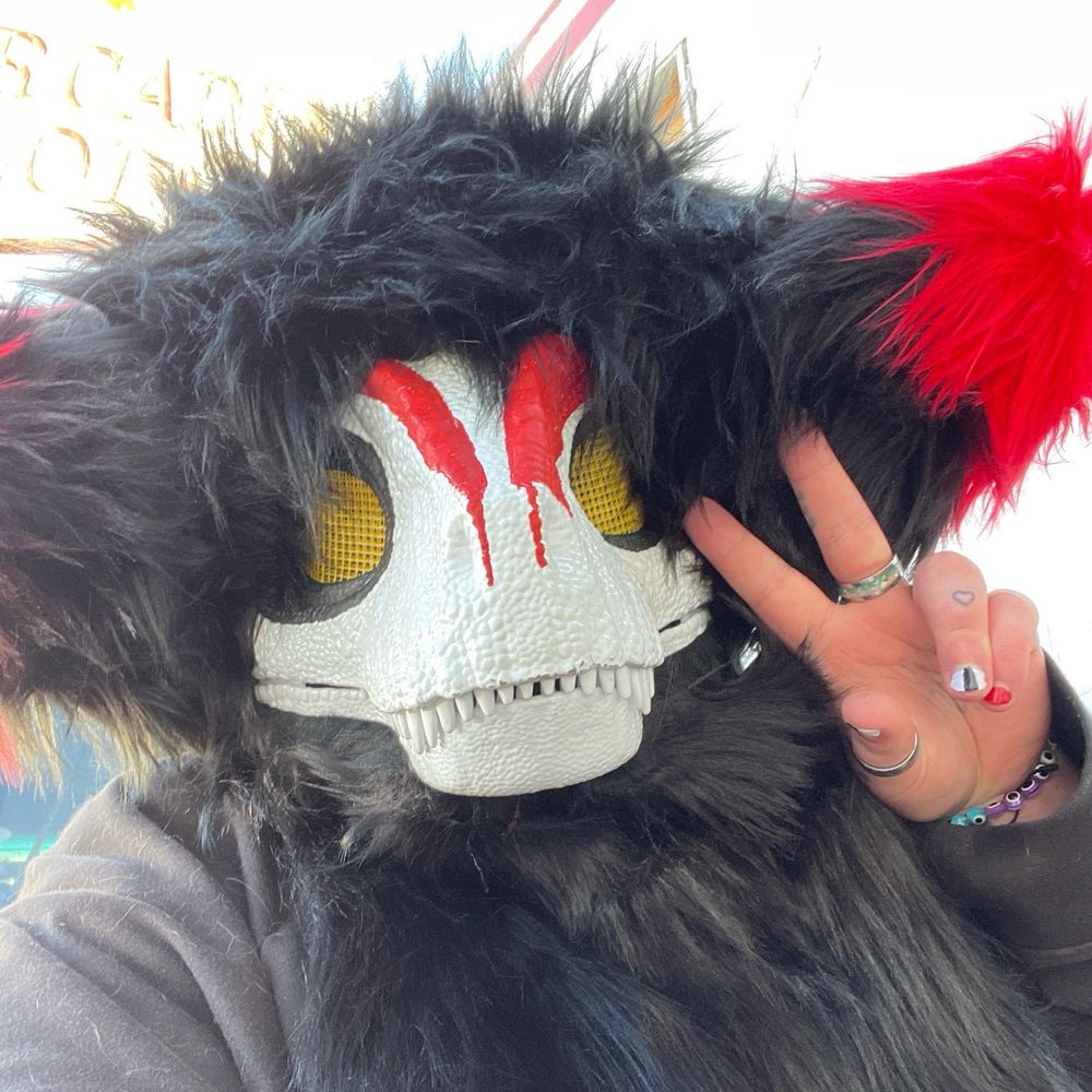FibiecLightEyes