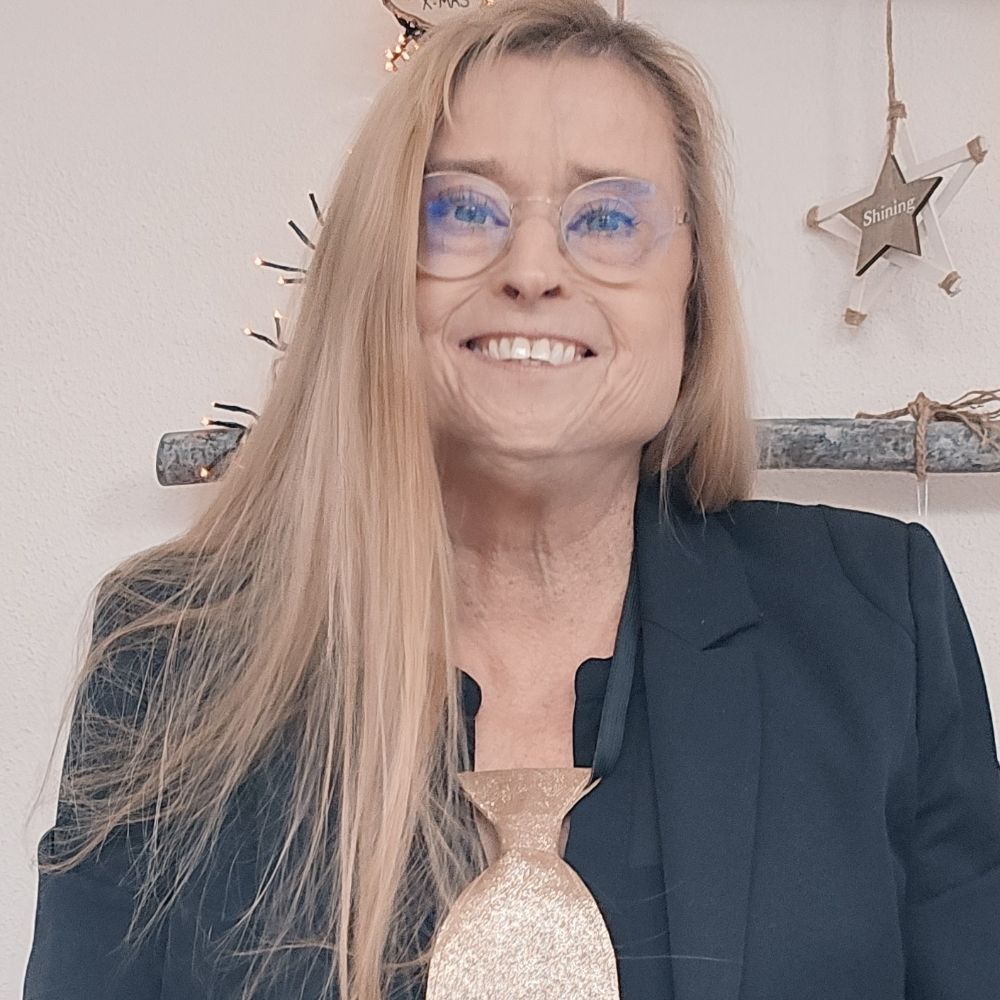 Suzanne Souren