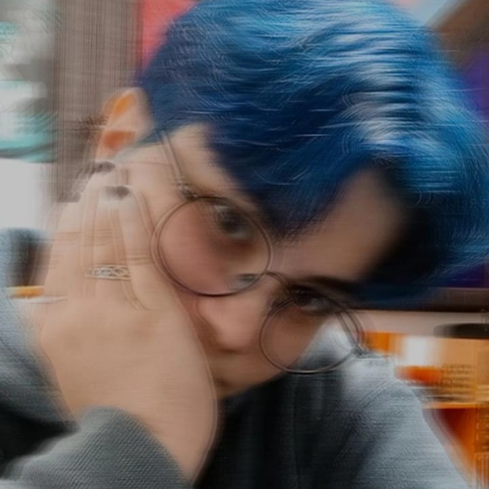 Yon 🎃 욘 🏳️‍🌈 (elle/él)