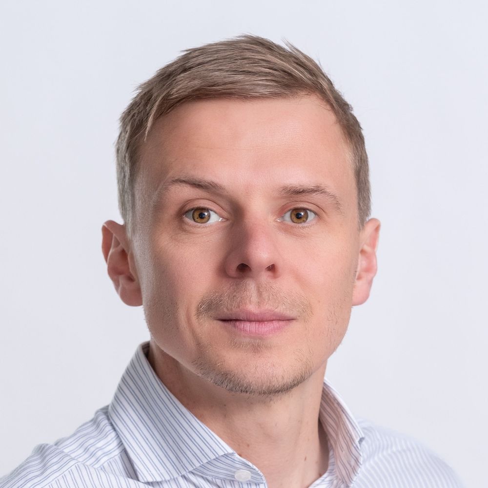 Dr Thomas Thurnell-Read