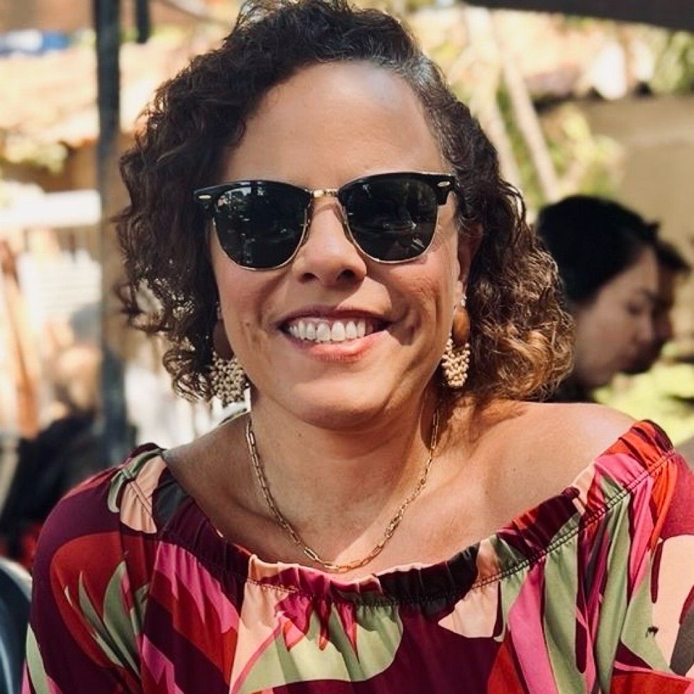 Jordana Barros