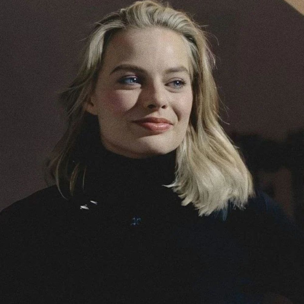 Larissa.