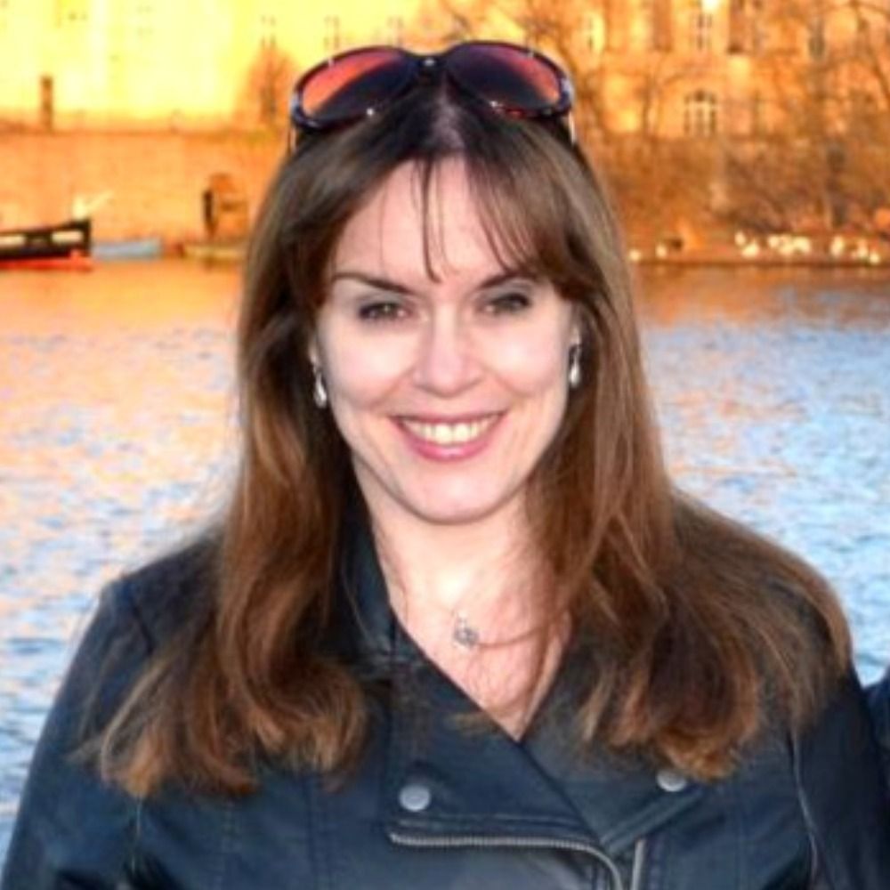 Kelly McGuire