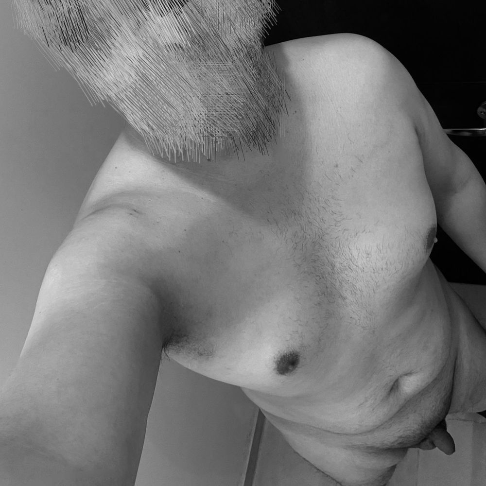 Small dick nudist