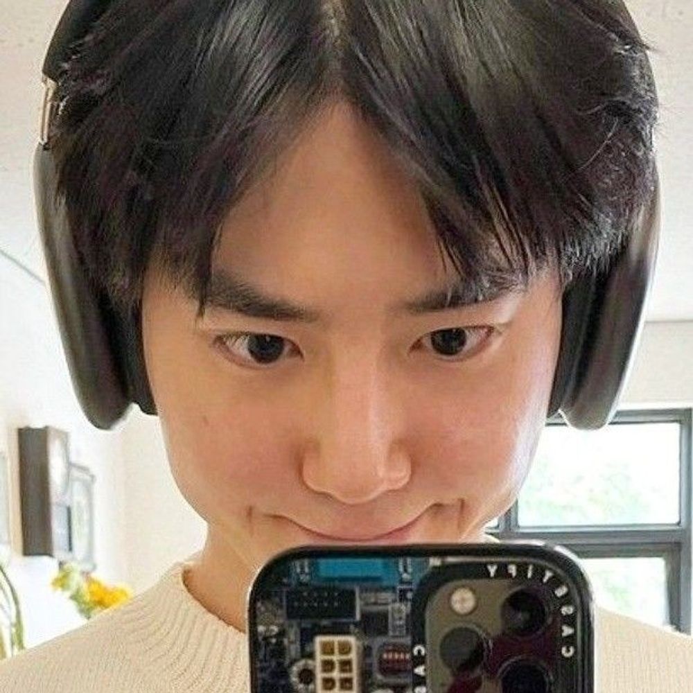 Suho wife