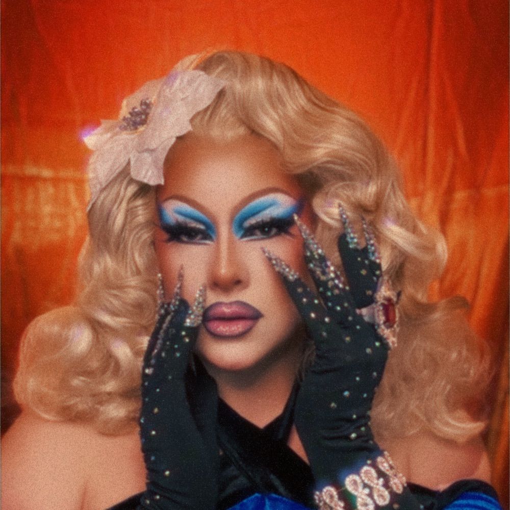 Divina Diefor