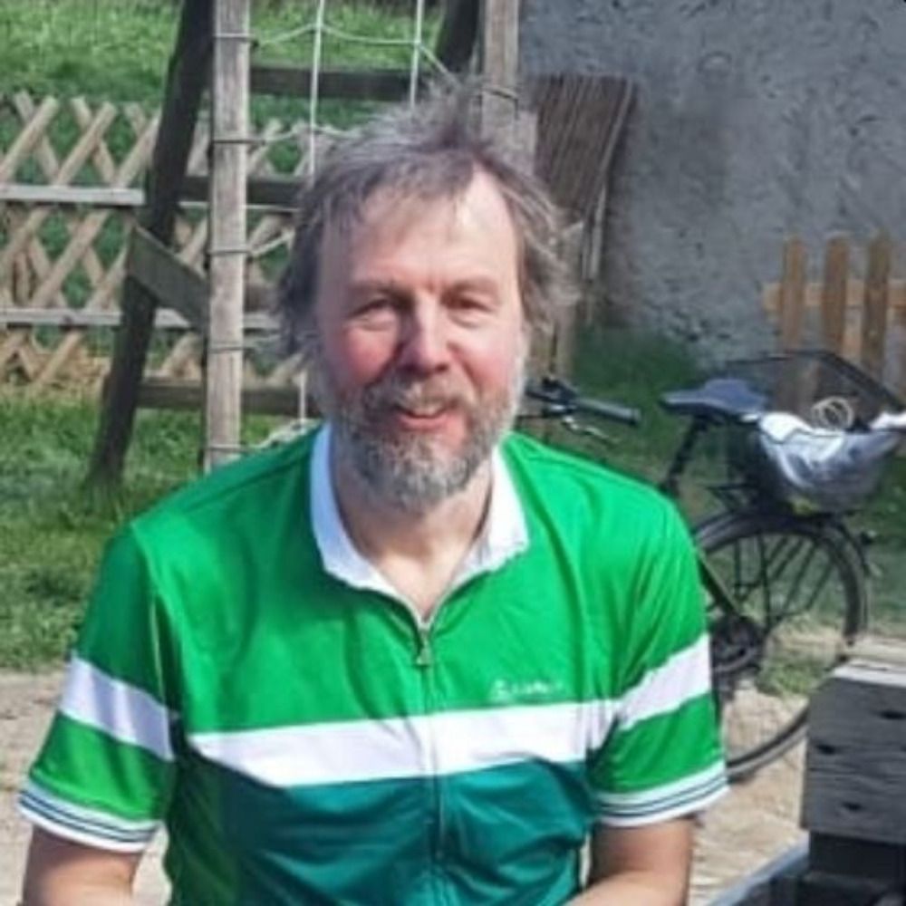 Reinhard Loos