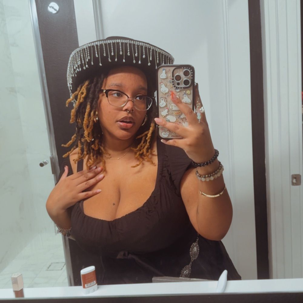 temmie // certified lover girl 🧸