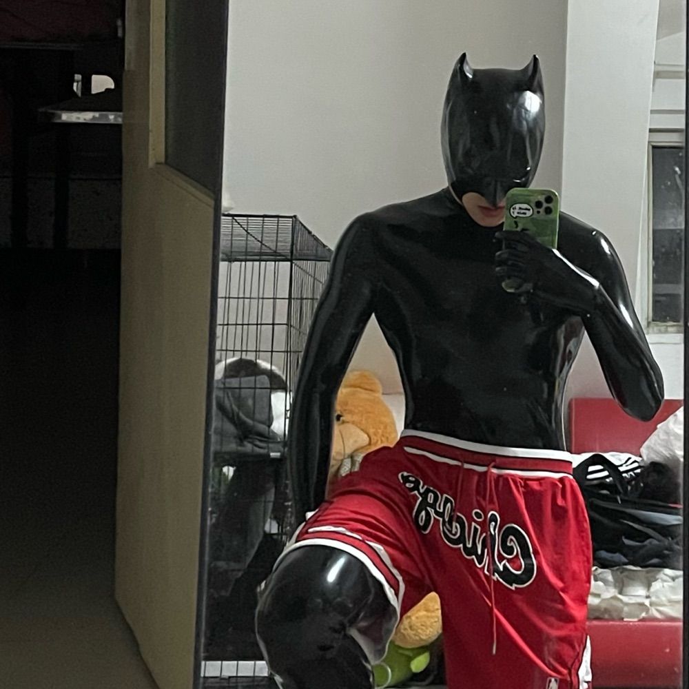 𝗤𝗛𝗵𝗵