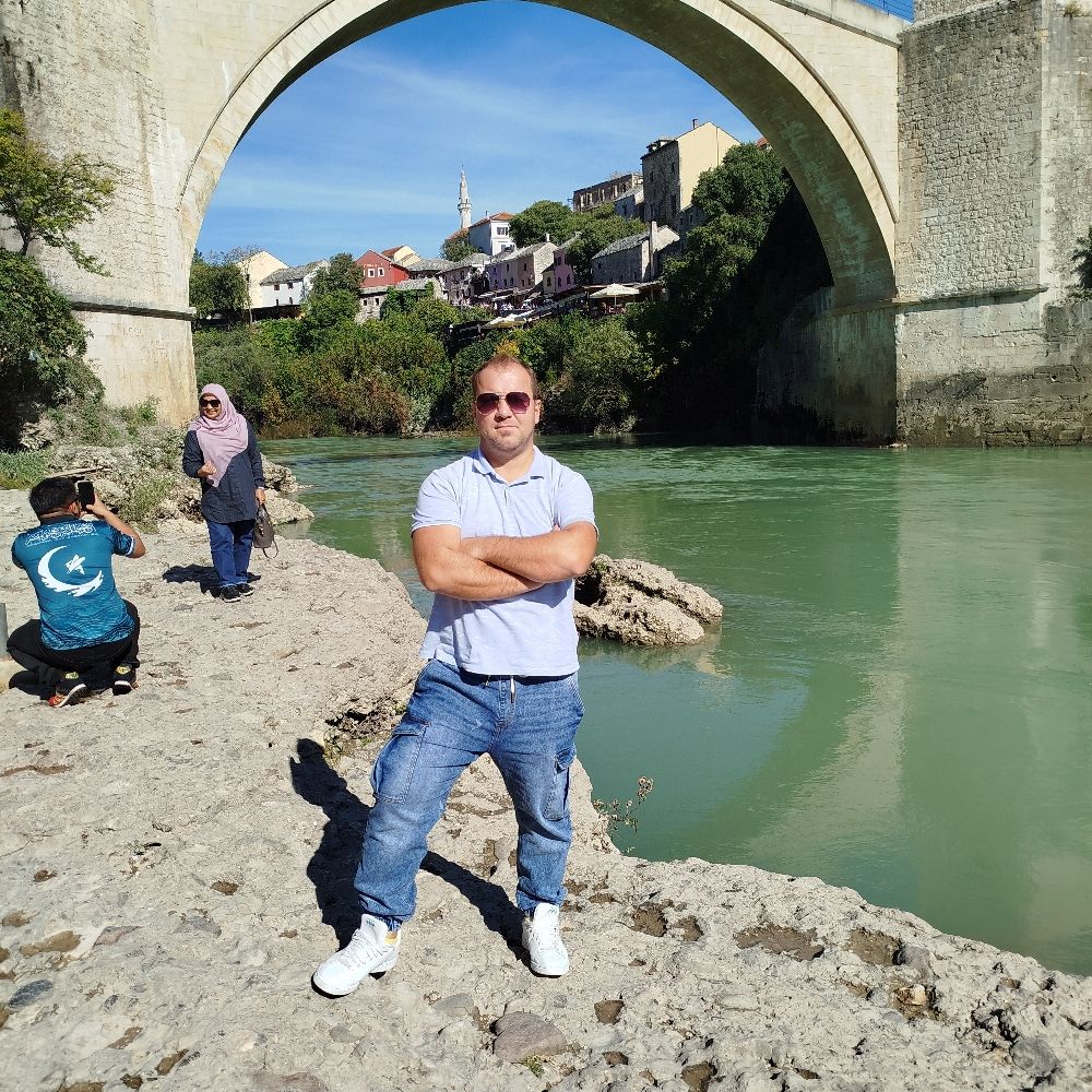 Aleksandar S.