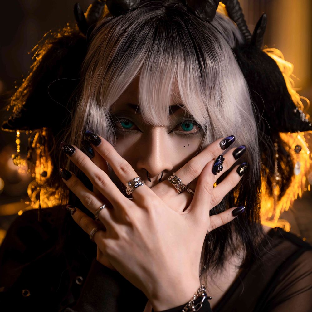 褚厹刖 TW Coser.