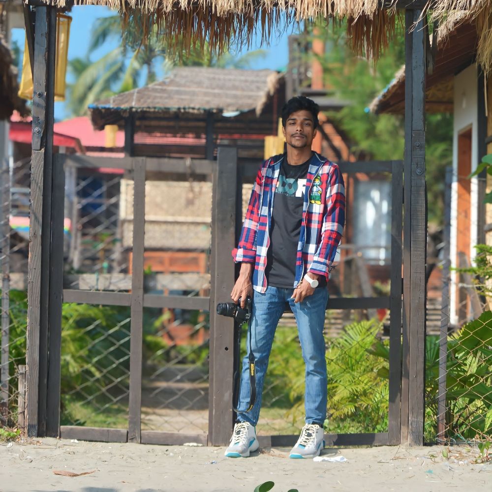 Md Hossain