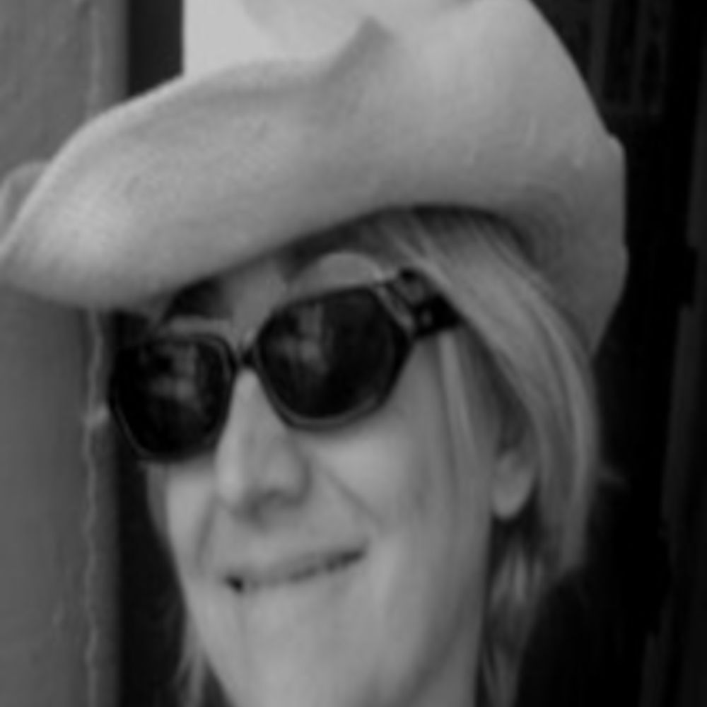 Lorraine Ray