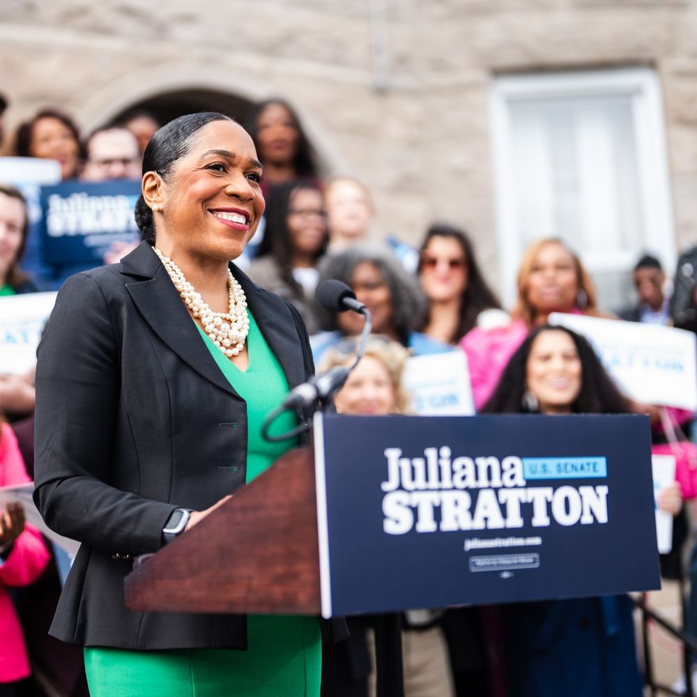 Juliana Stratton