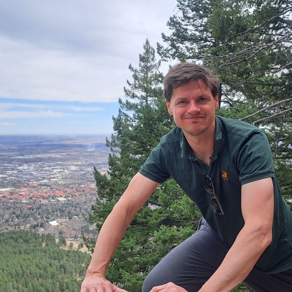 Dr. Danny Haelewaters 🏳️‍🌈🍄🪰🦇🔬🧬