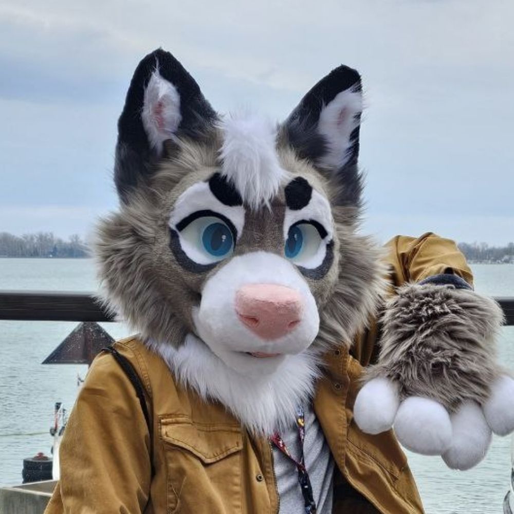 Krimson Husky / Grey Da Boi