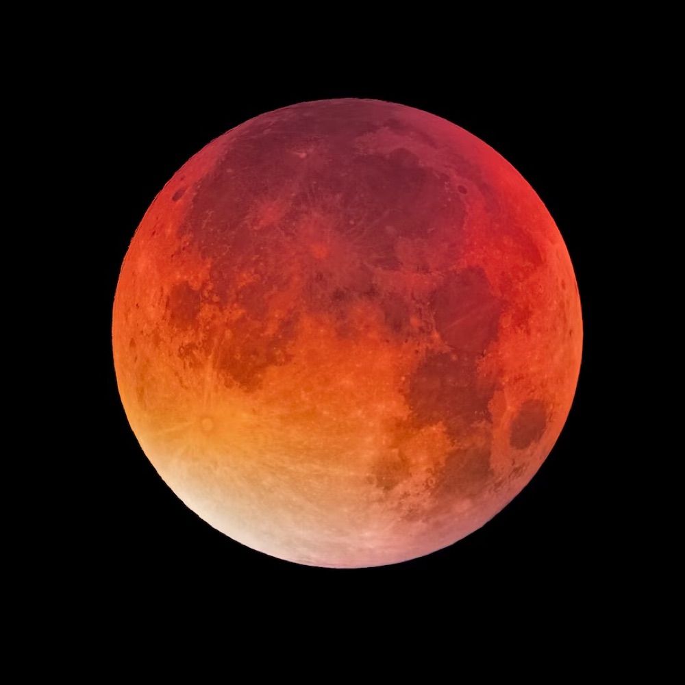 Moonova