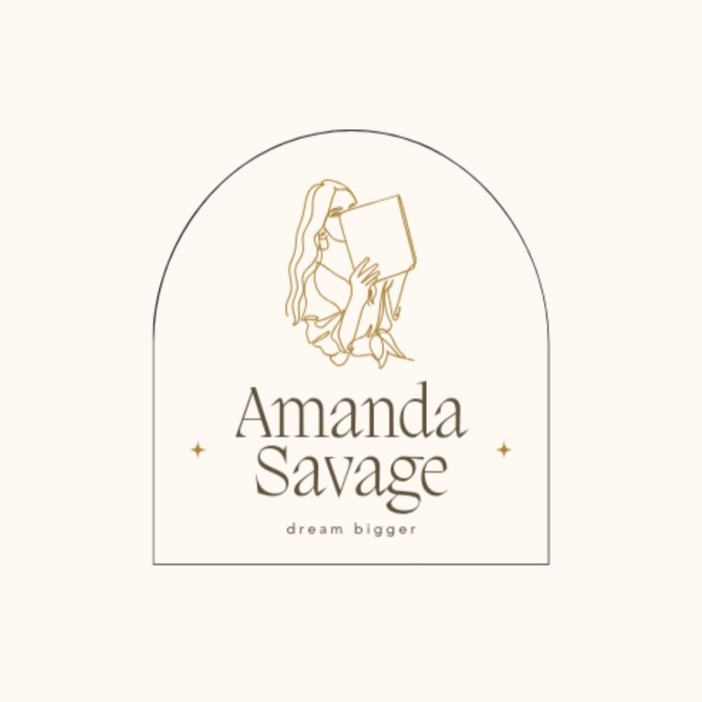 Author Amanda Savage
