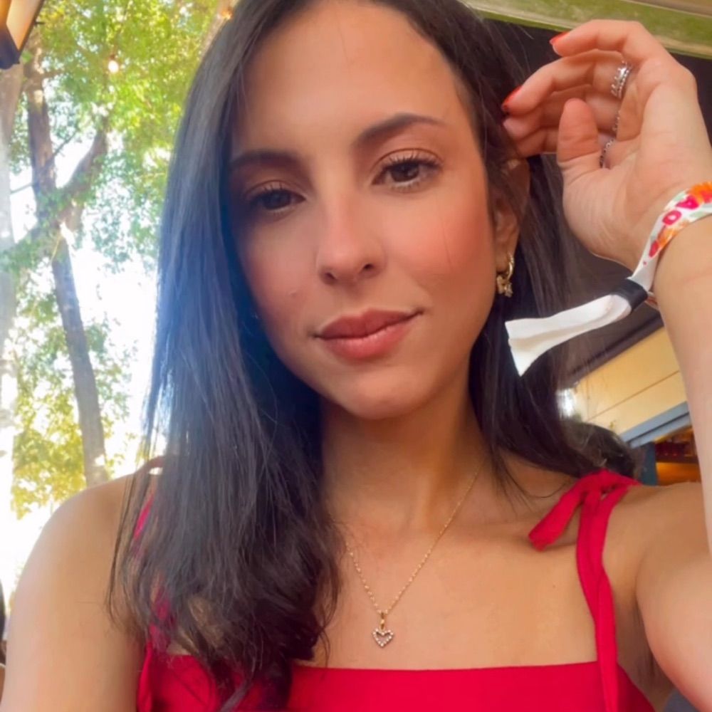 Brenda Alves 