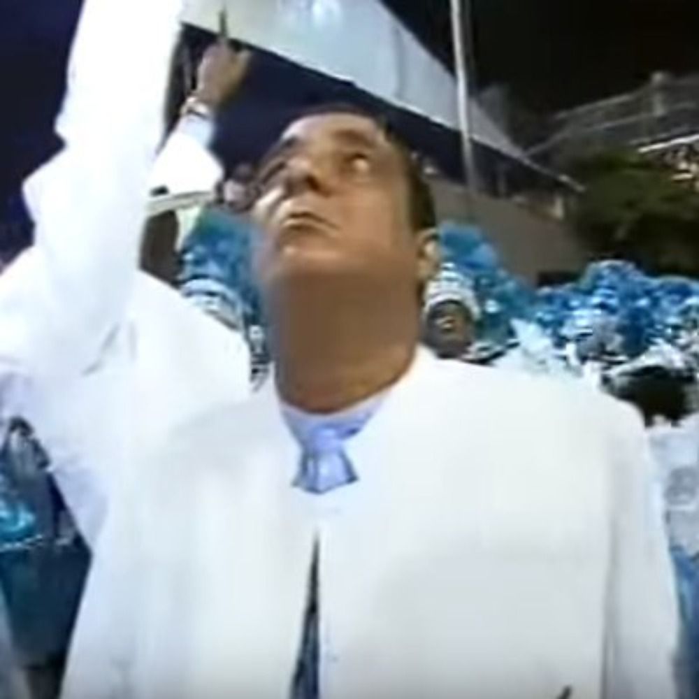 escolas de samba out of context