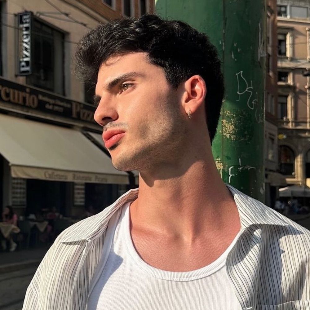 Mario Yeb