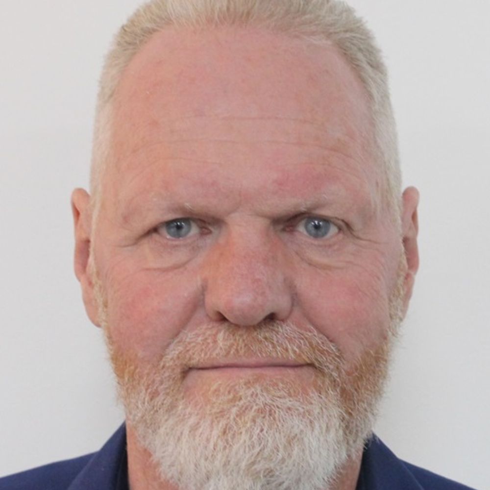Dr Peter Job