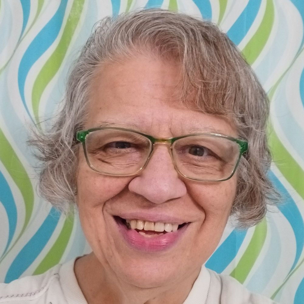 Sally Freedlund (Sally Fraga)
