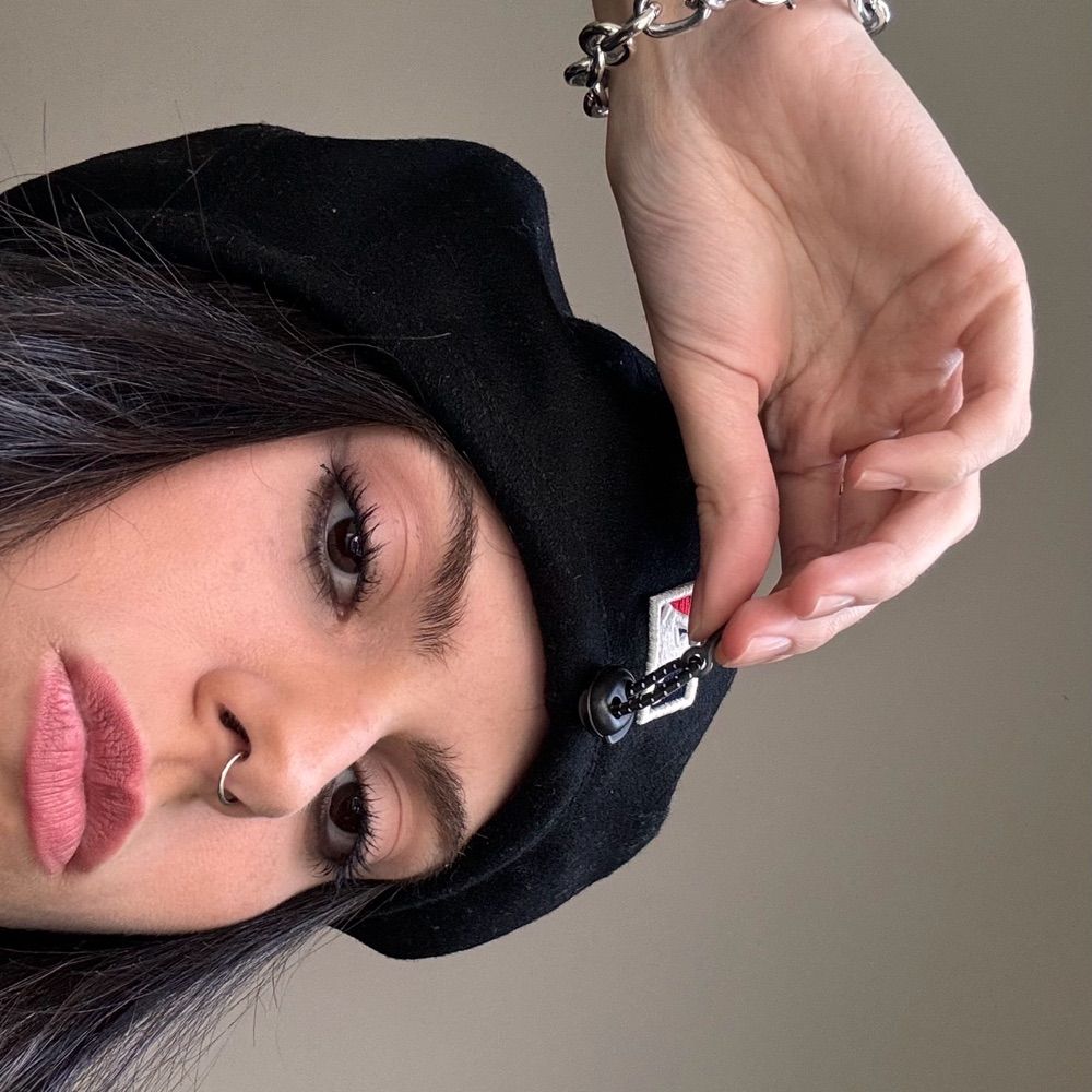 L