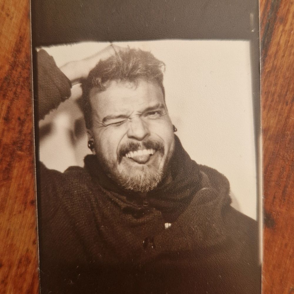 Carlos Eldelos Sueños Largos