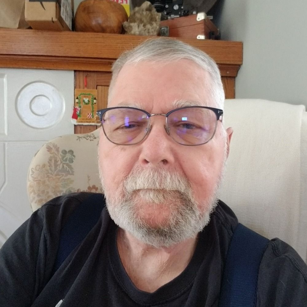 Grumpy Old Geek ☮❤🖖
