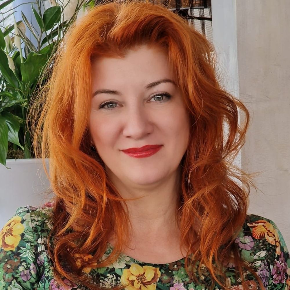 Adela Popa