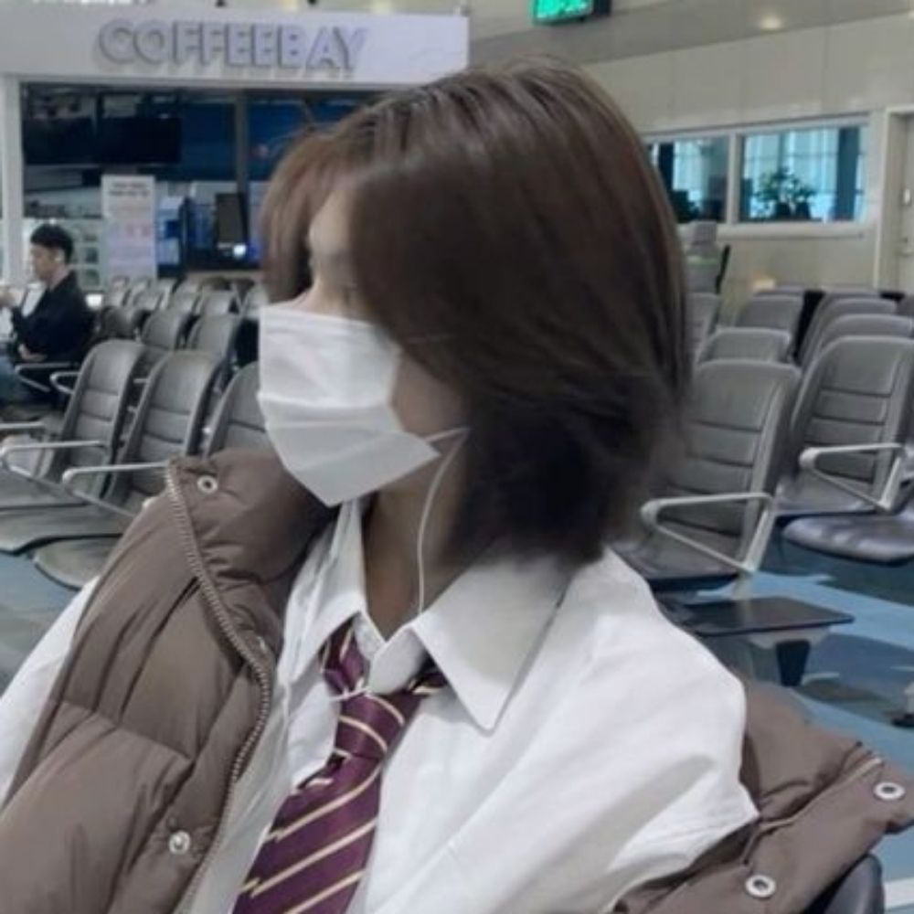 월