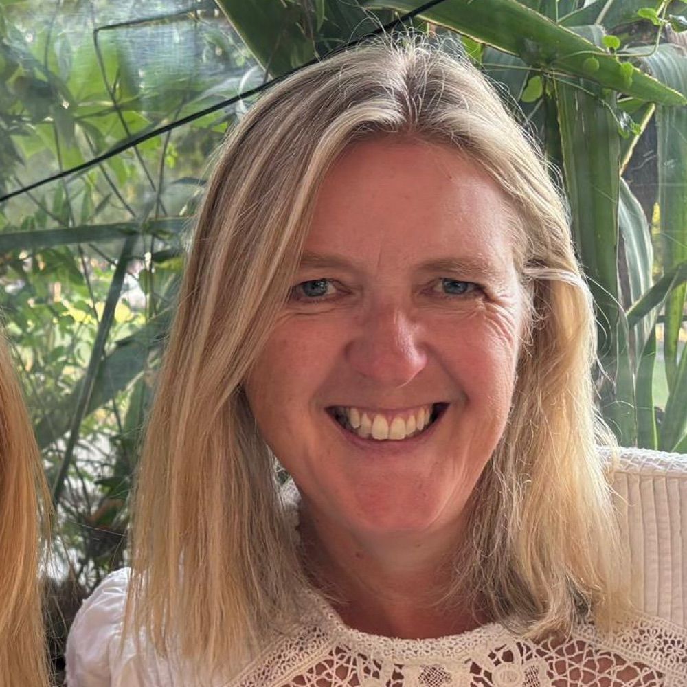 Lynne Adair