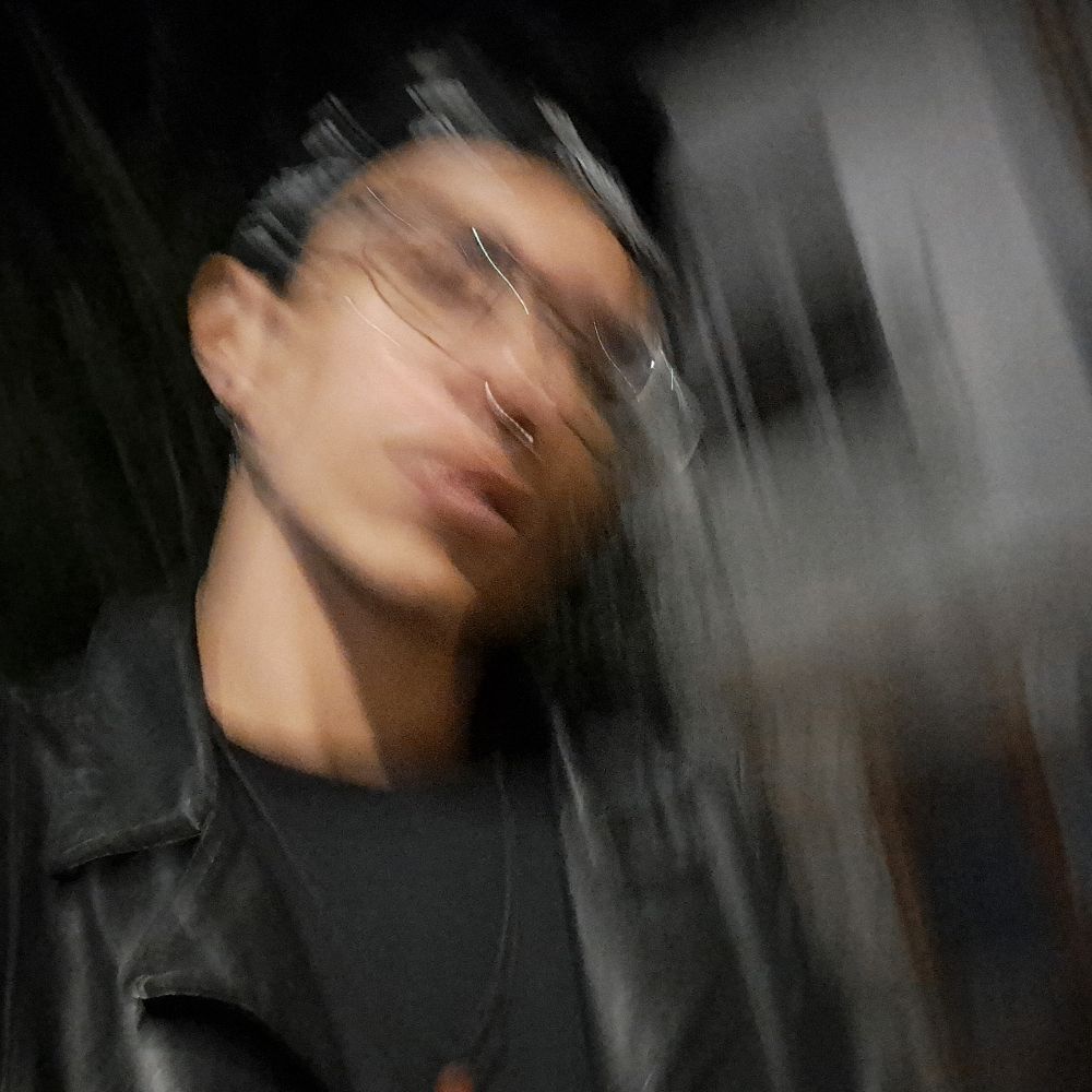 🔇