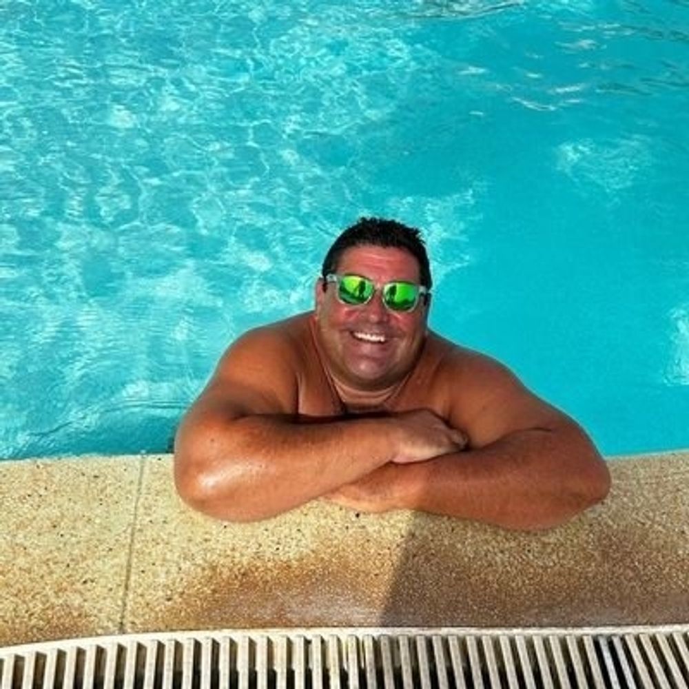 Carlos de la Torre "MEGA"