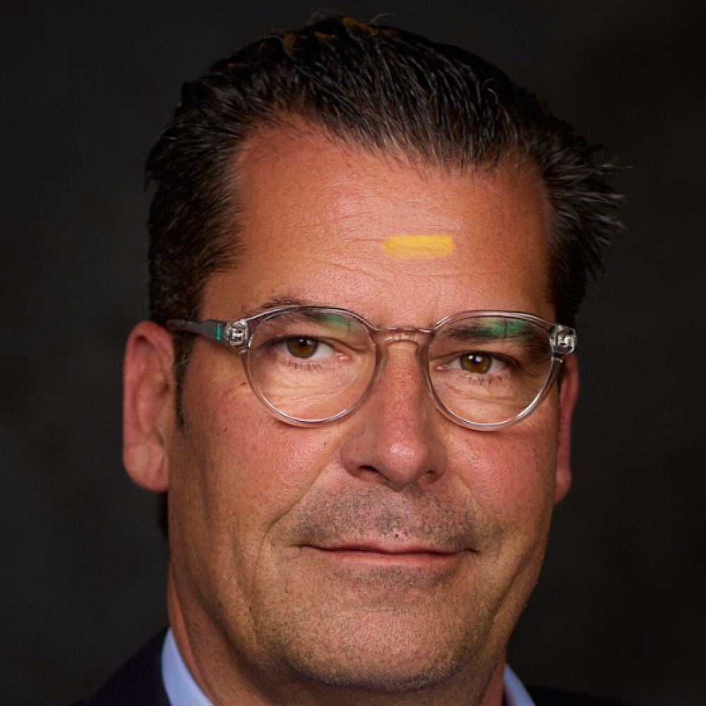 Matthias W Strobel