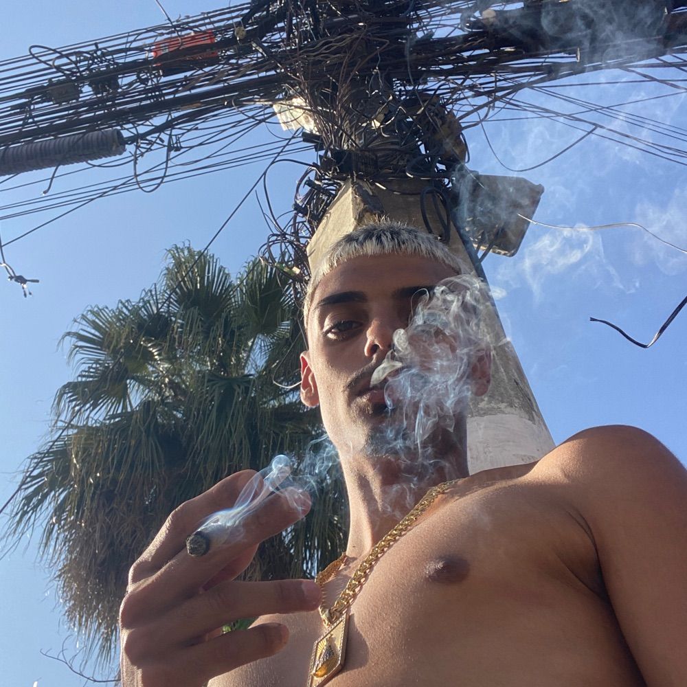 menotega77.bsky.social