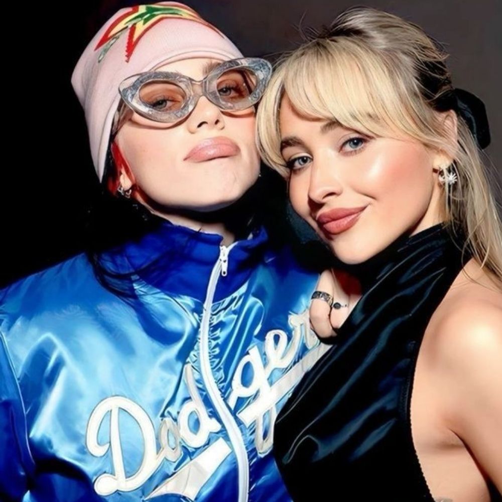 Eilish com E