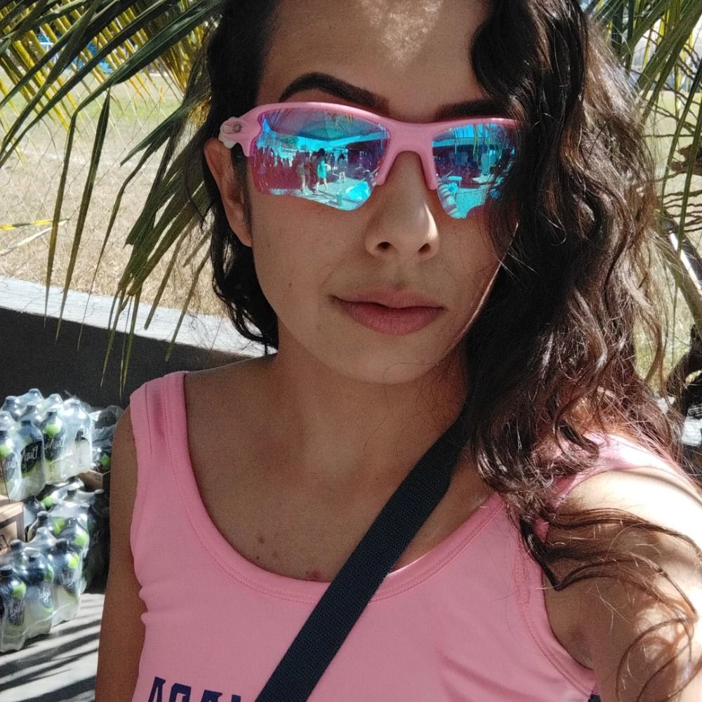 laura