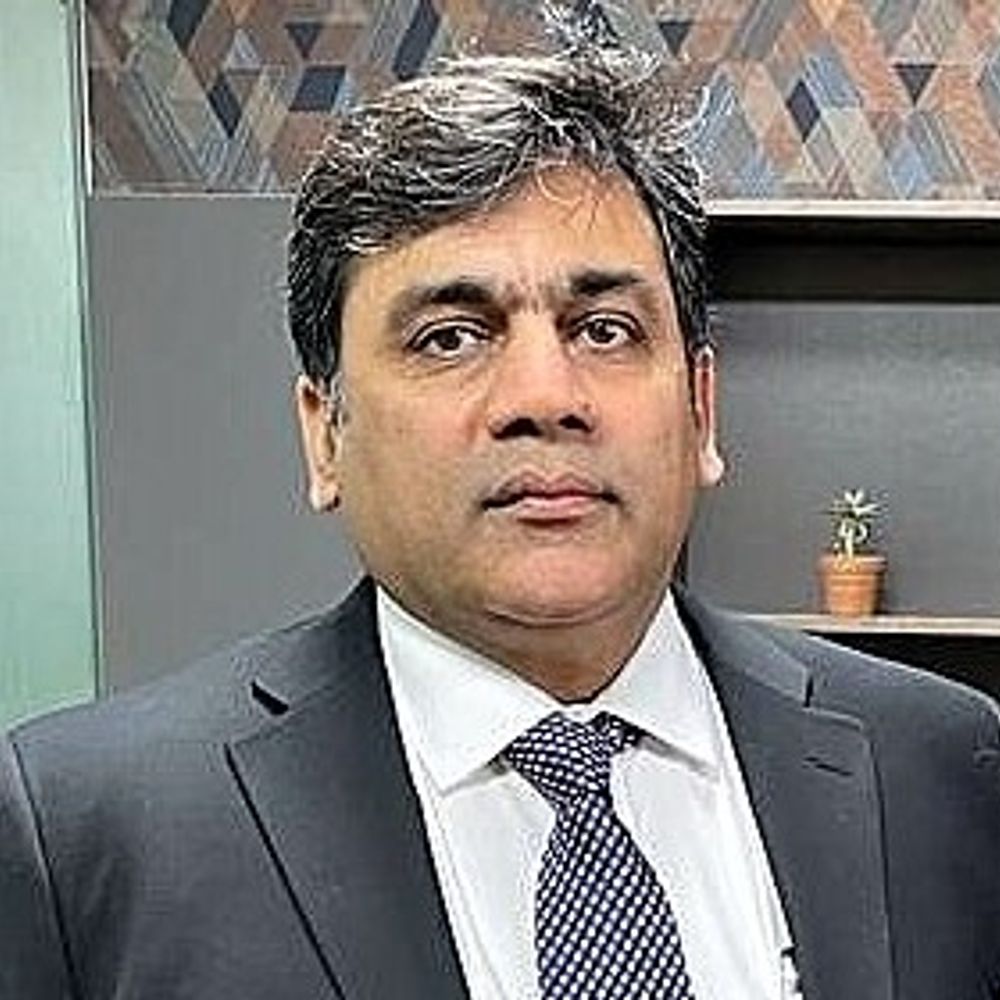 Adnan Hayee 