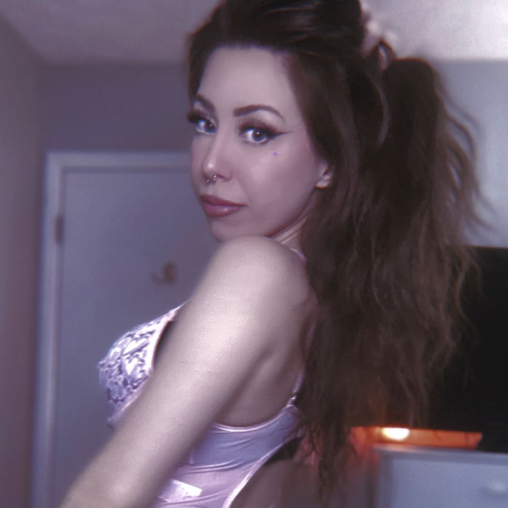 ALY TEE