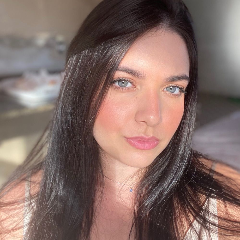 laura
