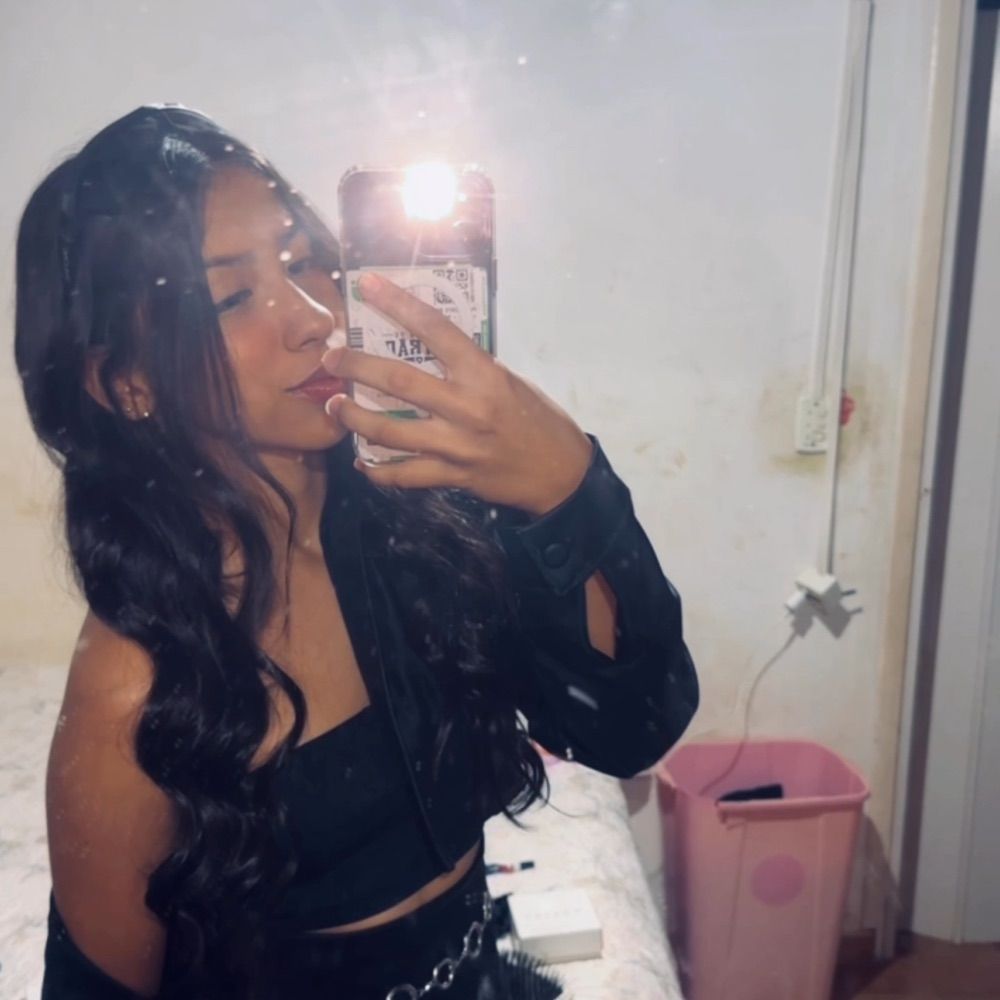 black ⚡️
