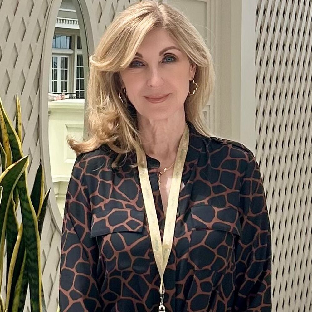 Anne Flosnik - Audiobook Narrator 🇬🇧 🇺🇸 🇮🇪