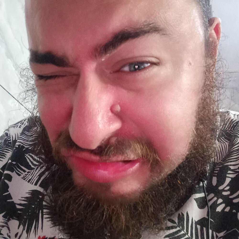 Hugro