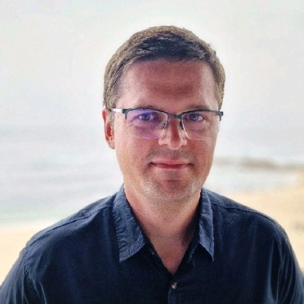 Rafal Hollins