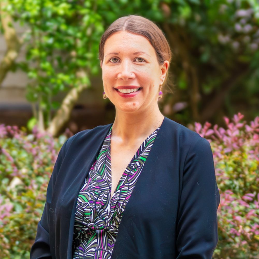 Dr. Chloé Sarnowski