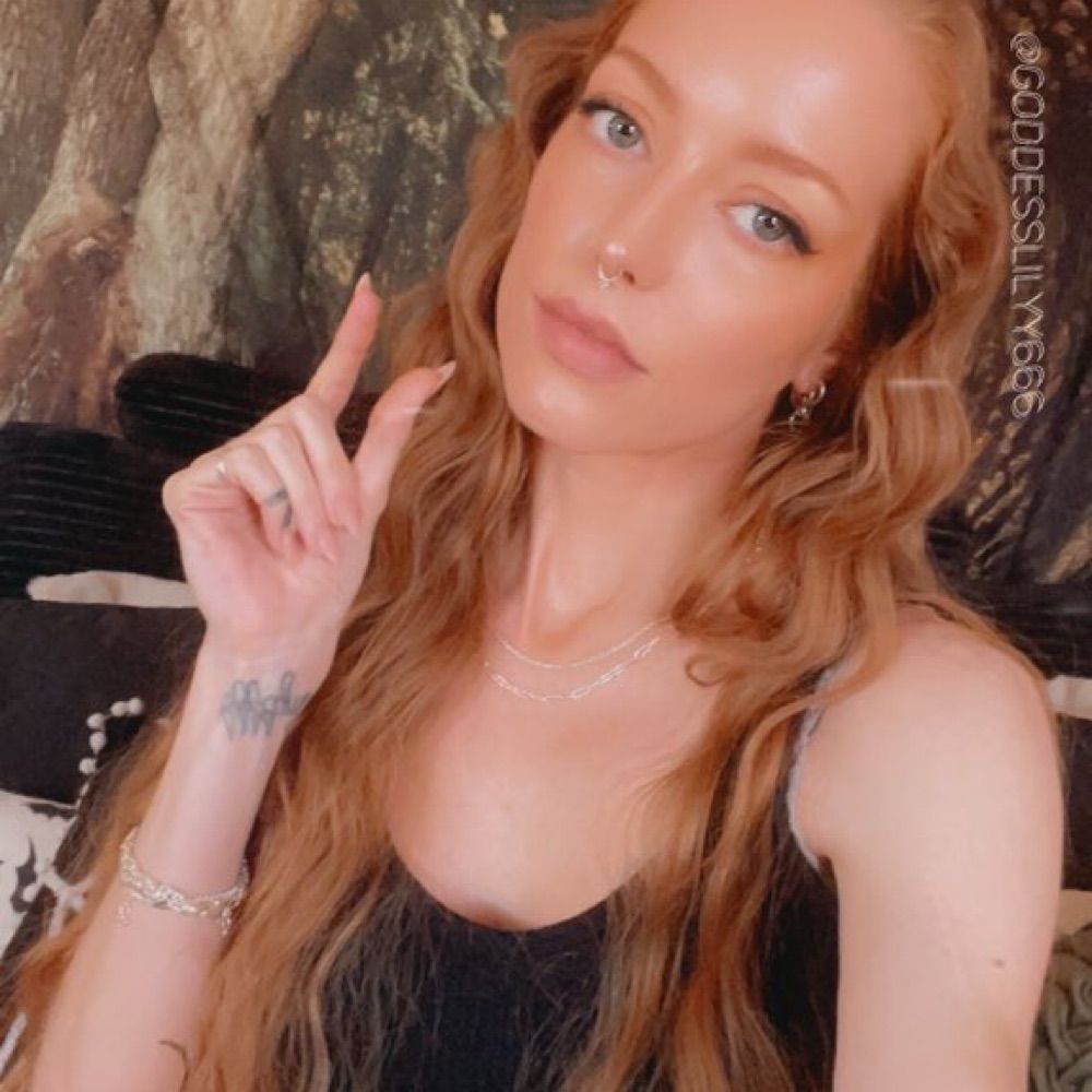 🕷️𝕲𝖔𝖉𝖉𝖊𝖘𝖘 𝕷𝖎𝖑𝖞𝖞 ⛓️