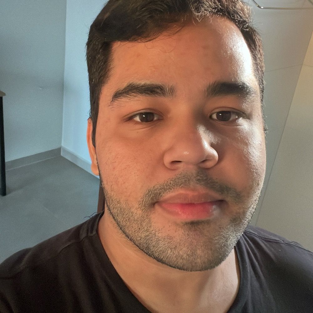 Max Cavalcante