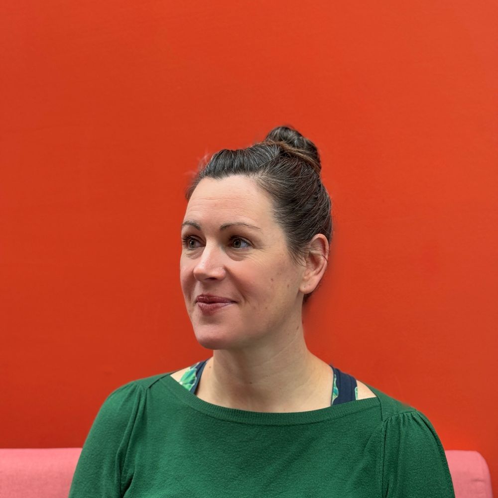 Dr Sioned Pearce